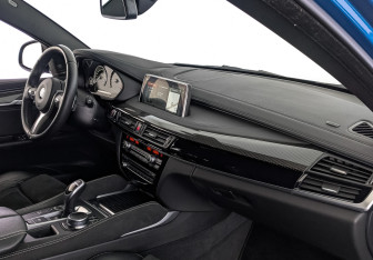 Подержанный автомобиль BMW X6 2018 года (13 фото)