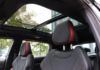 Подержанный автомобиль Geely Coolray 2024 года (14 фото)