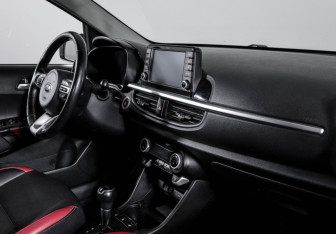 Подержанный автомобиль Kia Picanto 2017 года (9 фото)