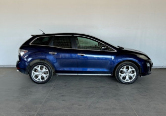 Подержанный автомобиль Mazda CX-7 2011 года (4 фото)