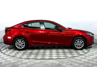 Подержанный автомобиль Mazda 3 Sedan 2016 года (4 фото)