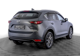 Подержанный автомобиль Mazda CX-5 2020 года (5 фото)
