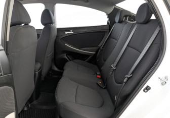 Подержанный автомобиль Hyundai Solaris Sedan 2014 года (18 фото)