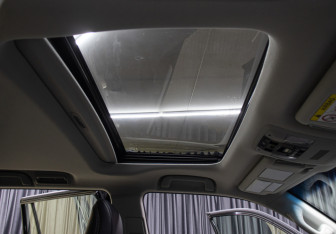 Подержанный автомобиль Toyota Land Cruiser Prado 2023 года (21 фото)