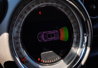 Подержанный автомобиль MINI Countryman 2011 года (12 фото)