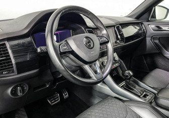 Подержанный автомобиль Skoda Kodiaq 2020 года (13 фото)