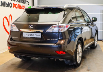 Подержанный автомобиль Lexus RX 2010 года (4 фото)