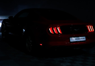 Подержанный автомобиль Ford Mustang Coupe 2018 года (21 фото)
