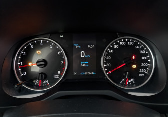 Подержанный автомобиль Toyota RAV4 2020 года (16 фото)