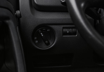 Подержанный автомобиль Skoda Fabia Hatchback 2011 года (9 фото)