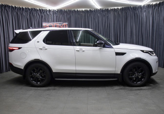 Подержанный автомобиль Land Rover Discovery 2018 года (4 фото)