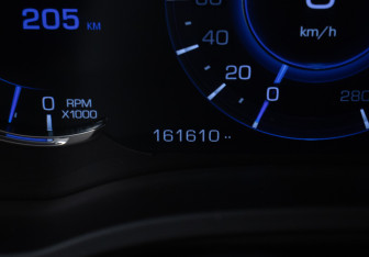 Подержанный автомобиль Cadillac Escalade Suv 2018 года (13 фото)