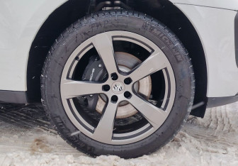 Новый Porsche Macan 2025 (20 фото)