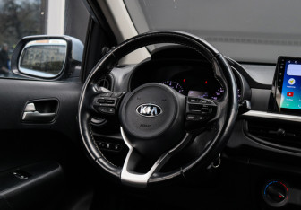 Подержанный автомобиль Kia Picanto 2017 года (11 фото)