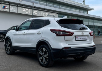 Подержанный автомобиль Nissan Qashqai 2021 года (7 фото)