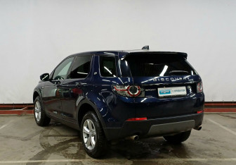 Подержанный автомобиль Land Rover Discovery Sport 2018 года (7 фото)