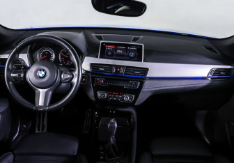 Подержанный автомобиль BMW X2 2021 года (17 фото)