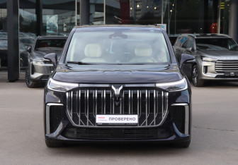 Подержанный автомобиль Voyah Dream 2023 года (2 фото)