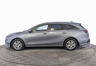 Подержанный автомобиль Kia Ceed Wagon 2021 года (8 фото)