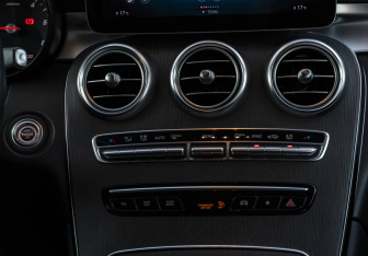 Подержанный автомобиль Mercedes-Benz GLC Coupe 2019 года (14 фото)