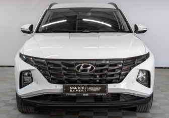 Подержанный автомобиль Hyundai Tucson 2022 года (2 фото)