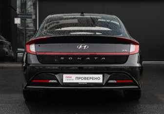 Подержанный автомобиль Hyundai Sonata 2020 года (5 фото)