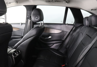 Подержанный автомобиль Mercedes-Benz GLC Coupe 2019 года (12 фото)