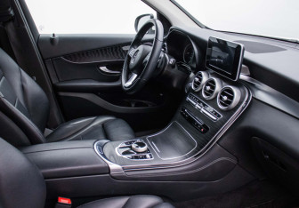 Подержанный автомобиль Mercedes-Benz GLC Coupe 2019 года (10 фото)