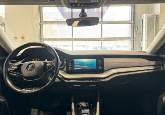 Подержанный автомобиль Skoda Octavia Liftback 2020 года (10 фото)