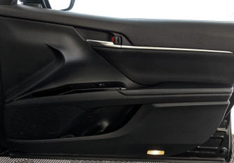 Подержанный автомобиль Toyota Camry Sedan 2020 года (25 фото)