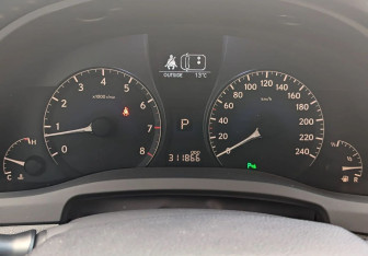 Подержанный автомобиль Lexus RX 2010 года (17 фото)
