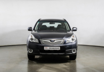 Подержанный автомобиль Subaru Outback Wagon 2011 года (2 фото)