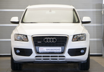 Подержанный автомобиль Audi Q5 2011 года (2 фото)