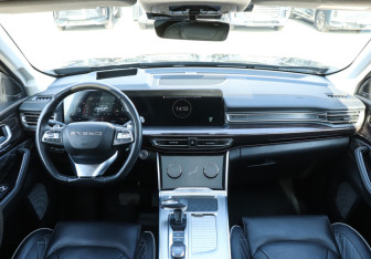 Подержанный автомобиль Exeed VX 2021 года (12 фото)