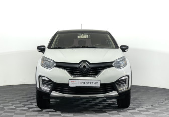 Подержанный автомобиль Renault Kaptur 2017 года (2 фото)