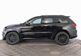 Подержанный автомобиль Jeep Grand Cherokee 2021 года (8 фото)