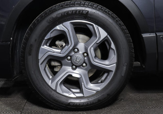 Подержанный автомобиль Honda CR-V 2017 года (20 фото)