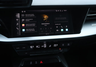 Подержанный автомобиль Audi A3 Sedan 2021 года (17 фото)
