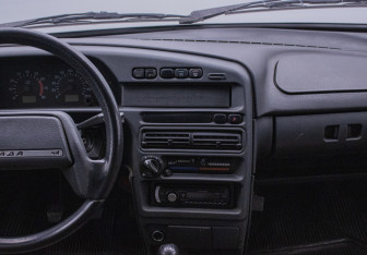 Подержанный автомобиль LADA (ВАЗ) 2109 Hatchback 2003 года (14 фото)