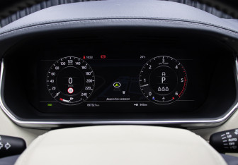 Подержанный автомобиль Land Rover Range Rover 2018 года (13 фото)