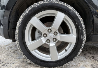 Подержанный автомобиль Mitsubishi Outlander 2008 года (9 фото)