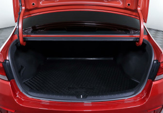 Подержанный автомобиль Kia Rio Sedan 2017 года (17 фото)