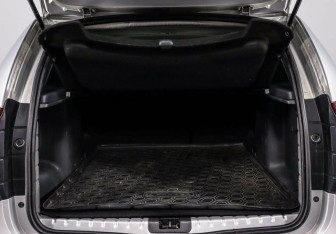 Подержанный автомобиль Renault Duster 2018 года (10 фото)