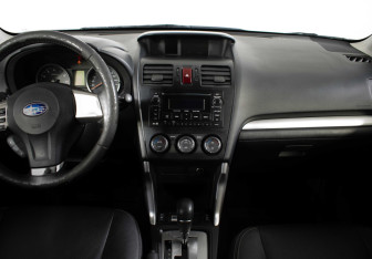Подержанный автомобиль Subaru Forester Suv 2013 года (13 фото)