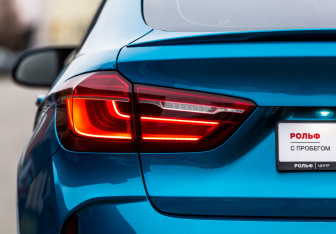 Подержанный автомобиль BMW X6 M 2016 года (27 фото)