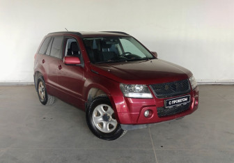 Подержанный автомобиль Suzuki Grand Vitara 2007 года (3 фото)