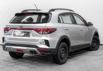 Подержанный автомобиль Kia Rio Hatchback 2021 года (5 фото)