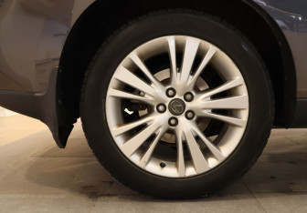 Подержанный автомобиль Lexus RX 2010 года (24 фото)