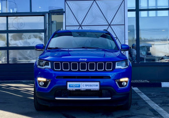 Подержанный автомобиль Jeep Compass 2019 года (2 фото)