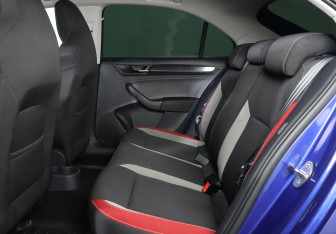 Подержанный автомобиль Skoda Rapid Liftback 2019 года (10 фото)